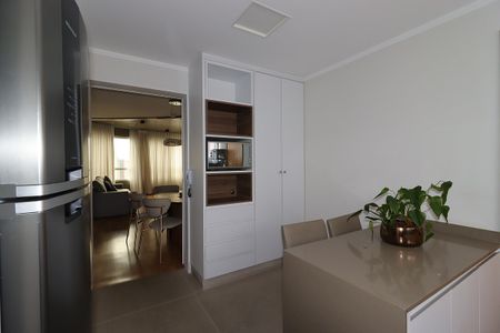 Apartamento para alugar com 100m², 2 quartos e 2 vagasCozinha