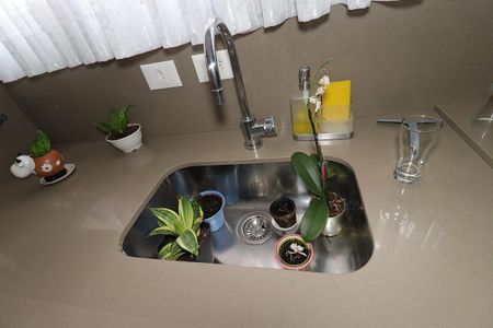 Apartamento para alugar com 100m², 2 quartos e 2 vagasCozinha