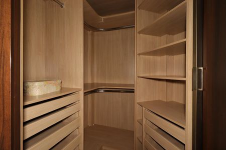 Apartamento para alugar com 100m², 2 quartos e 2 vagasCloset da Suíte