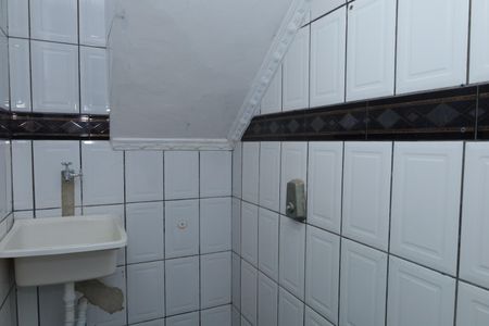 Casa para alugar com 65m², 2 quartos e 1 vagaÁrea de Serviço