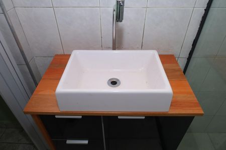 Casa para alugar com 65m², 2 quartos e 1 vagaBanheiro