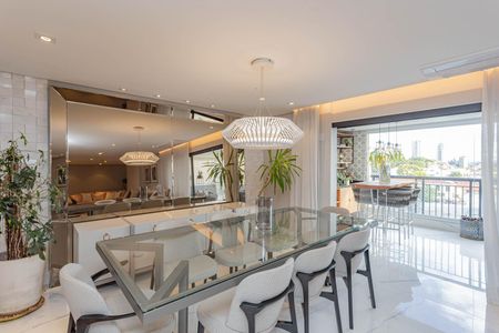 Apartamento à venda com 205m², 3 quartos e 4 vagasSala