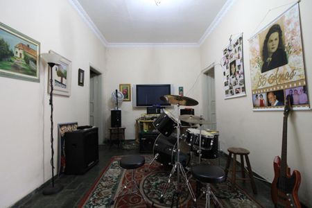 Casa à venda com 140m², 3 quartos e 1 vaga