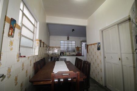 Casa à venda com 140m², 3 quartos e 1 vaga