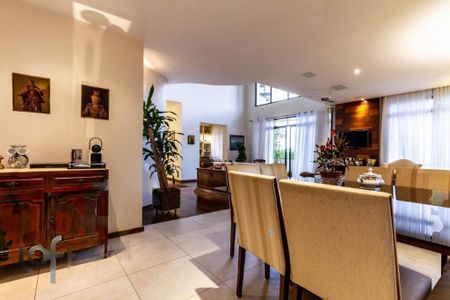 Apartamento à venda com 4 quartos, 300m² em Morumbi, São Paulo