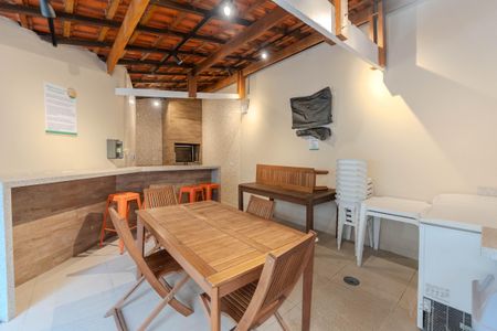 Apartamento à venda com 38m², 1 quarto e 1 vaga Apartamento à venda com 38m², 1 quarto e 1 vagaÁrea comum - Churrasqueira