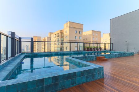 Studio à venda com 28m², 1 quarto e sem vagaÁrea comum - Piscina