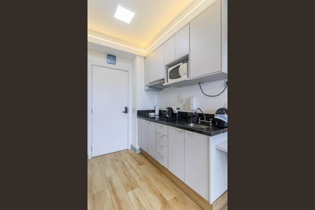 Studio à venda com 28m², 1 quarto e sem vagaCozinha e Área de Serviço