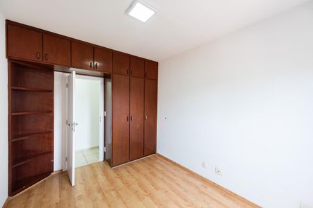 Apartamento para alugar com 120m², 2 quartos e 2 vagas Apartamento para alugar com 120m², 2 quartos e 2 vagasSuíte
