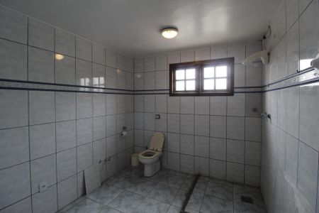 Casa à venda com 262m², 4 quartos e 4 vagasBanheiro 2