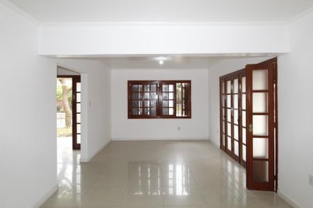 Sala de casa à venda com 4 quartos, 262m² em Sarandi, Porto Alegre