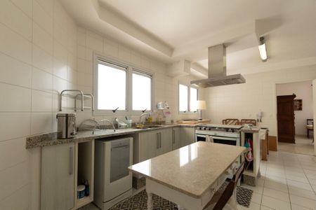 Apartamento para alugar com 232m², 3 quartos e 4 vagasCozinha