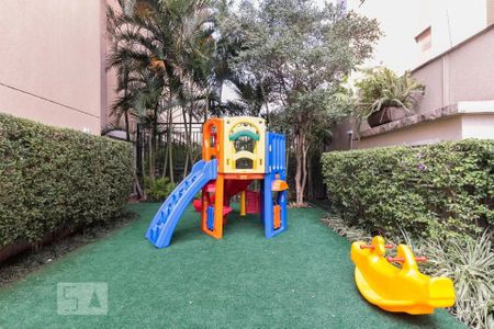 Apartamento à venda com 126m², 3 quartos e 3 vagasÁrea comum - Playground