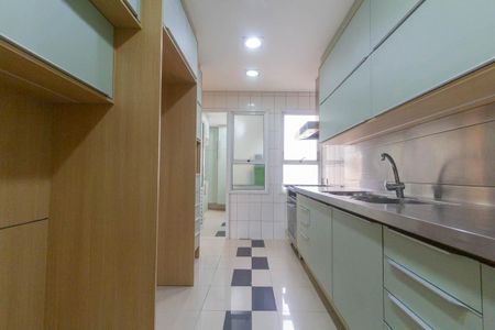 Apartamento à venda com 126m², 3 quartos e 3 vagasCozinha