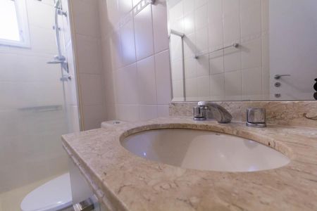 Apartamento à venda com 126m², 3 quartos e 3 vagasBanheiro 2