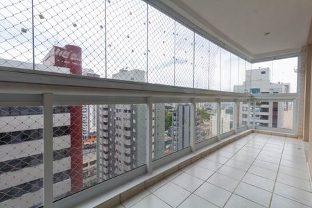 Apartamento à venda com 126m², 3 quartos e 3 vagasVaranda