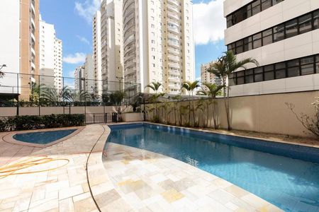 Apartamento à venda com 126m², 3 quartos e 3 vagasÁrea comum - Piscina