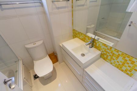 Apartamento à venda com 126m², 3 quartos e 3 vagasBanheiro 3