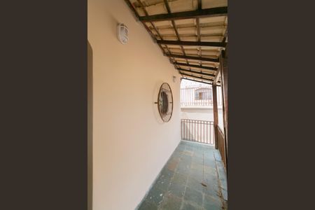 Varanda de casa para alugar com 3 quartos, 360m² em Vila Cloris, Belo Horizonte