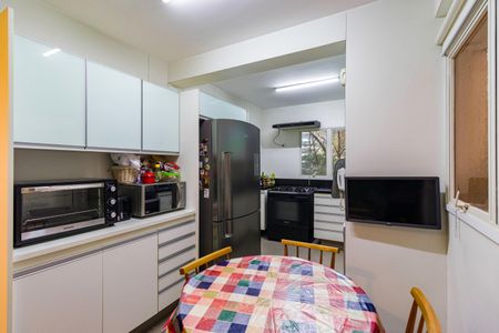 Apartamento à venda com 220m², 3 quartos e 3 vagasCozinha