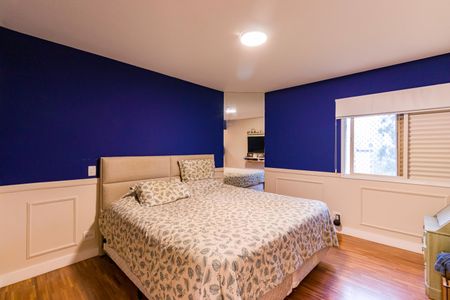 Apartamento à venda com 220m², 3 quartos e 3 vagasSuíte 2