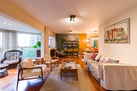 Apartamento à venda com 220m², 3 quartos e 3 vagasSala