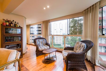 Apartamento à venda com 220m², 3 quartos e 3 vagasSala