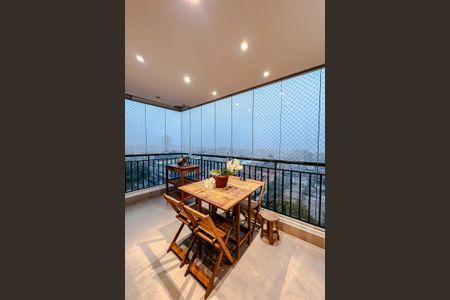 Apartamento à venda com 75m², 2 quartos e 2 vagas Apartamento à venda com 75m², 2 quartos e 2 vagasVaranda da Sala