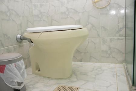 Apartamento à venda com 185m², 4 quartos e 3 vagasBanheiro da Suíte 2