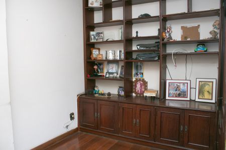 Apartamento à venda com 185m², 4 quartos e 3 vagasQuarto 1