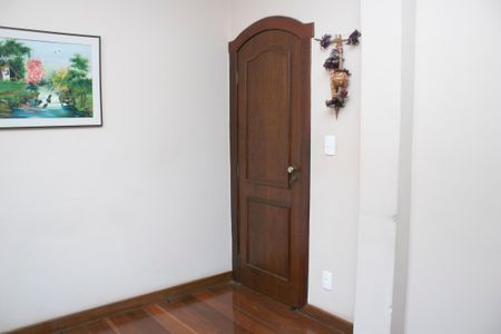 Apartamento à venda com 185m², 4 quartos e 3 vagasQuarto 1