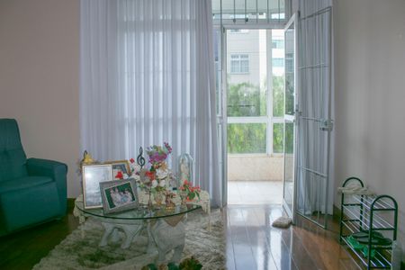 Sala 1 de apartamento à venda com 4 quartos, 185m² em Cidade Nova, Belo Horizonte