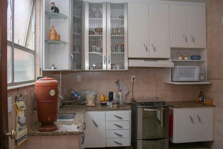 Apartamento à venda com 185m², 4 quartos e 3 vagasCozinha