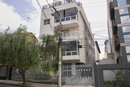 Apartamento à venda com 185m², 4 quartos e 3 vagasFachada