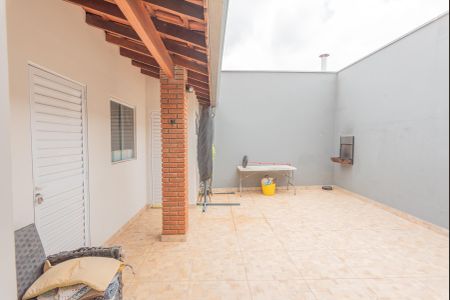 Casa de condomínio para alugar com 230m², 3 quartos e 2 vagas Casa de condomínio para alugar com 230m², 3 quartos e 2 vagasQuintal