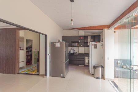 Casa de condomínio para alugar com 230m², 3 quartos e 2 vagas Casa de condomínio para alugar com 230m², 3 quartos e 2 vagasCozinha