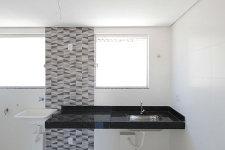 Apartamento à venda com 57m², 2 quartos e 1 vagaCozinha e Área de Serviço