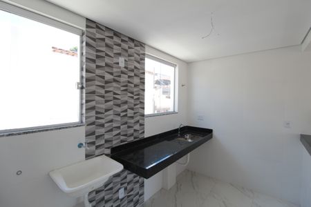 Apartamento à venda com 57m², 2 quartos e 1 vagaCozinha e Área de Serviço