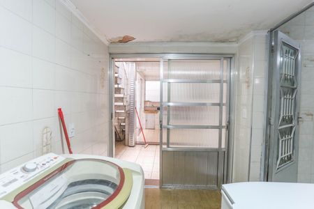 Casa à venda com 327m², 3 quartos e 1 vaga Casa à venda com 327m², 3 quartos e 1 vagaÁrea de serviço 2