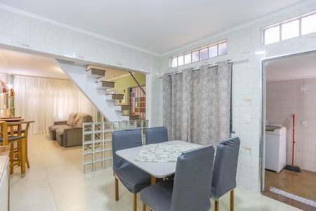 Casa à venda com 327m², 3 quartos e 1 vaga Casa à venda com 327m², 3 quartos e 1 vagaSala de jantar