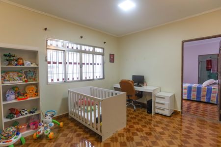 Casa à venda com 327m², 3 quartos e 1 vaga Casa à venda com 327m², 3 quartos e 1 vagaQuarto 3