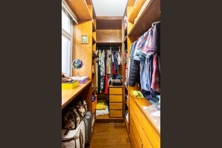 Apartamento à venda com 180m², 3 quartos e 2 vagasSuíte Closet