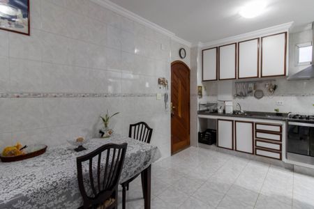 Apartamento à venda com 180m², 3 quartos e 2 vagasCozinha