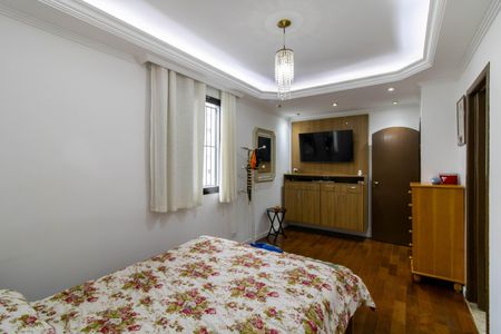 Apartamento à venda com 180m², 3 quartos e 2 vagasSuíte