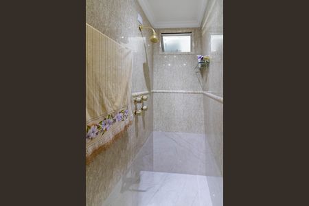 Apartamento à venda com 180m², 3 quartos e 2 vagasBanheiro da Suíte