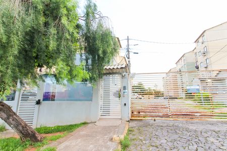 Fachada de apartamento à venda com 2 quartos, 38m² em Olaria, Canoas