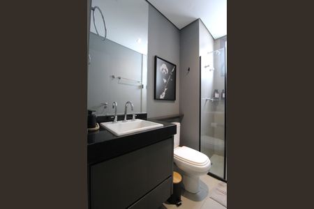 Banheiro de kitnet/studio à venda com 1 quarto, 28m² em Vila Olímpia, São Paulo