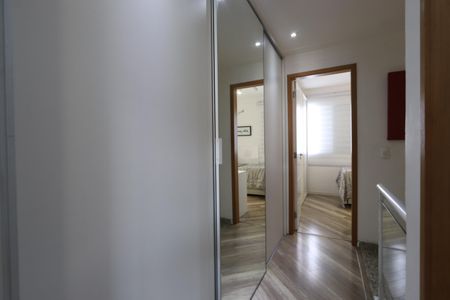 Casa de condomínio à venda com 85m², 2 quartos e 1 vagaCorredor