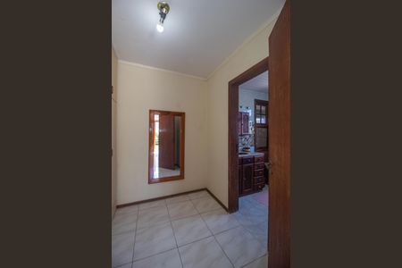 Casa de condomínio para alugar com 350m², 3 quartos e 2 vagasCloset