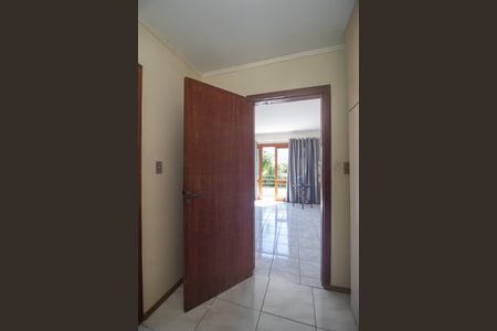 Casa de condomínio para alugar com 350m², 3 quartos e 2 vagasCloset